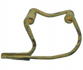 PROTOHISTORIA. Fíbula. Siglo VI a.C. Tipo de doble resorte. Bronce. Longitud 9,0 cm.