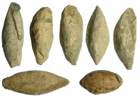 ROMA. Lote de siete glandes romanos. Siglo I a.C. Plomo. Longitud 2,5-5,5 cm.