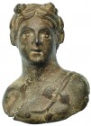 ROMA. Busto. Siglo III d.C. Representación de Baco con vestimenta adornada con hojas de vid. Bronce. Altura 5,5 cm.