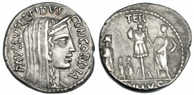 AEMILIA. Denario. Roma (62 a.C.). A/ PAVLLUVS LEPIDVS CONCORDIA. R/ TER. en el exergo PAVLLVS. FFC-126. SB-10. MBC.