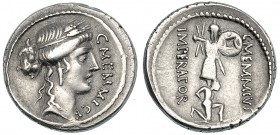 MEMMIA. Denario. Roma (56 a.C.). R/ Cautivo de rodillas a der.; detrás un trofeo; ley.: IMPERATOR / C. MEMMIVS. CRAW-427-1. FFC-915. SB-10. MBC.