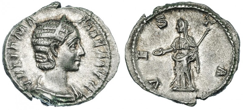 JULIA MAMEA. Denario. Roma (227). Vesta a izq. con pátera y cetro; VESTA. RIC-36...