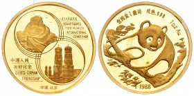 China. Medalla. 1988. (Km-MB25). Au. 31,15 g. Feria Internacional Numismática de Munich para honrar la mistad China-Alemana. Tirada 2000 ejemplares. C...