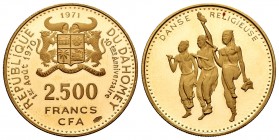 Dahomey. 2500 francos. 1971. (Km-6). (Fr-4). Au. 8,54 g. 10º Aniversario de Independencia. Tirada de 960 monedas. Escasa. PR. Est...300,00.