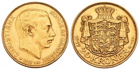 Denmark. Christian X. 20 kroner. 1917. VBP. (Km-817.1). (Fr-299). Au. 8,95 g. AU. Est...320,00.