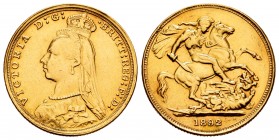 United Kingdom. Victoria Queen. Sovereign. 1892. (Km-767). Au. 7,73 g. This piece was used as a jewell. Almost VF. Est...250,00.