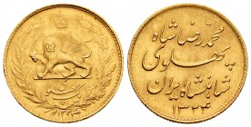 Iran. Muhammad Reza Palhevi. 1 pahlevi. 1324 H. (Km-1148). Au. 8,12 g. XF/AU. Est...300,00.