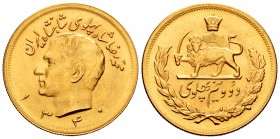 Iran. Muhammad Reza Palhevi. 2 1/2 pahlevi. 1340 H (1961). (Km-1163). Au. 20,34 g. Escasa. UNC. Est...750,00.