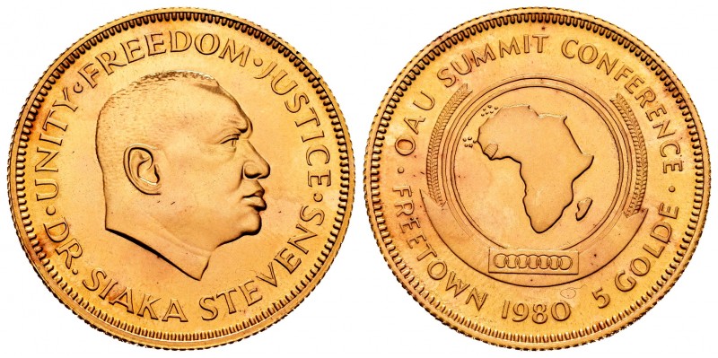 Sierra Leone. 5 golde. 1980. (Km-37). Au. 15,95 g. Conferencia cumbre de la OUA ...