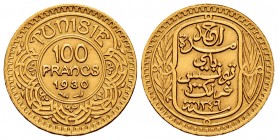 Tunisia. 100 francos. 1930 (1349 H). (Km-257). (Fried-14). Au. 6,54 g. Almost XF. Est...260,00.