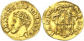 s/d. Felipe II. Milán. 1 escudo del sol. (Vti. 62) (MIR. 304). 3,27 g. Mínima grieta. Bella. Ex Colección Princesa de Éboli 20/10/2016, nº 375. Rara. ...