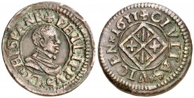 1611. Felipe III. Vic. 1 diner. (AC. 916). 2,07 g. Buen ejemplar. MBC+.