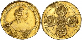 1755. Rusia. Isabel. 5 rublos. (Fr. 124) (Kr. 27.2). 8,17 g. AU. Grieta y hojita saltada en reverso. Bella pátina. Rarísima. (EBC/EBC-).
