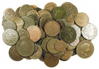 Lote de 95 monedas en cobre, casi todas españolas. A examinar. RC/MBC+.