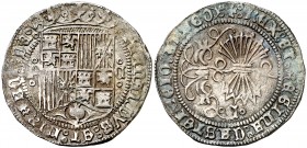 Reyes Católicos. Cuenca. 1 real. (AC. 350) (V.Q. 6581, mismo ejemplar). 3,34 g. Bella pátina. Rara y más así. EBC-.