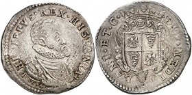 1594. Felipe II. Milán. 1 escudo. (Vti. 57) (MIR. 308/25). 31,90 g. Bella. Ex Áureo Selección 2003, nº 72. Muy rara así. EBC-/EBC.