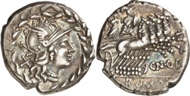 RÖMISCHE REPUBLIK : Silbermünzen. 
Gnaeus Gellius 138 v. Chr. Denar 4,05g. Im Lorbeerkranz: Romakopf n.r.; l. X / Mars und Nerio in Quadriga n.r.; un...
