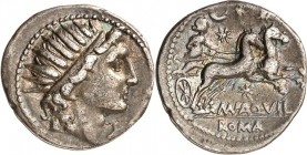 RÖMISCHE REPUBLIK : Silbermünzen. 
Mnaeius Aquilius 109-108 v. Chr. Denar 3,70g, Rom. Kopf des Sol mit Strahlenkrone n.r.; unter Kinn X / Luna in Big...