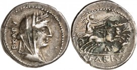 RÖMISCHE REPUBLIK : Silbermünzen. 
Gaius Fabius Gaii filius Hadrianus 102 v. Chr. Denar 3,36g. Cybelabüste, bedeckt, n.r. EX A PV / Victoria rast in ...