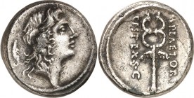 RÖMISCHE REPUBLIK : Silbermünzen. 
Marcus Plaetorius Cestianus 69 v. Chr. Denar 2,79g. Bonus-Eventuskopf n.r.; l. Beizeichen / M PLAETORI - CEST. EX....
