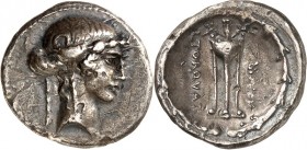 RÖMISCHE REPUBLIK : Silbermünzen. 
Lucius Manlius Torquatus 65 v. Chr. Denar 3,75g. Sibyllekopf n.r.; unten [SIBVLLA] / in Zier-Torques: L TORQVAT - ...