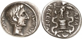 IMPERATORISCHE PRÄGUNGEN. 
"CAESAR" (der spätere Augustus) 44-27 v. Chr.(-14). Quinar (29/27 v.Chr.) 1,65g, Brindisi/Rom. Kopf n.r. [CAE]SAR&nbsp;- I...