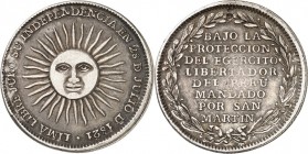 PERU. 
Republik seit 1822. Toston (4 Reales) 1821 (sign. R.B.) a.d. Unabhängigkeit. Sonne (als Gesicht) im Strahlenkranz / 8 Z. Widmung im Lorbeerkra...