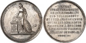 ALTDEUTSCHE LÄNDER und ADEL, 1806-1918. 
NASSAU. 
Friedrich August, Fürst zu Nassau 1803-1816. Medaille 1812 (v. Lindenschmidt) a.d. Aufhebung der L...