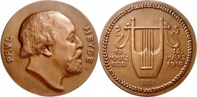 PERSONEN. 
DICHTER und SCHRIFTSTELLER. 
HEYSE, Paul *1830 Berlin +1914 München. Medaille 1910 (v. L. Dasio, b. Poellath) a. s. 80. Geburtstag. Kopf ...