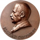 PERSONEN. 
MEDIZINER. 
DIETRICH, Eduard *1860 Sittendorf +1947 Berlin. Medaille 1930 (v. K. Dautert) a.s. 70. Geb., Widmung d. Balneologischen Gesel...