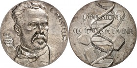 PERSONEN. 
MEDIZINER. 
PASTEUR, Louis *1822 +1895 Villeneuve L'Etang. Medaille o. J. (1972) (v. Jos. Hebert-Coeffin) a.d. 150. Geb. Brb. im Gehrock ...