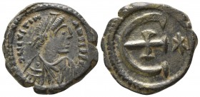 Justinian I.  AD 527-565. Antiochia. Pentanummium Æ