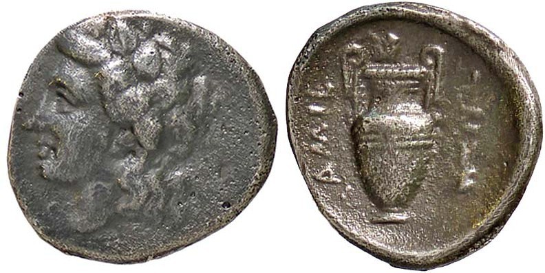 GRECHE - TESSALIA - Lamia - Triobolo - Testa di Dioniso a s. /R Anfora (AG g. 2,...