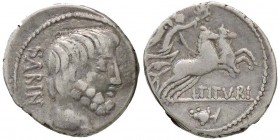 ROMANE REPUBBLICANE - TITURIA - L. Titurius L. f. Sabinus (89 a.C.) - Denario - Testa del Re Sabino Tatius a d. /R La Vittoria su biga a d.; in esergo...