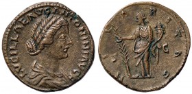 ROMANE IMPERIALI - Lucilla (moglie di L. Vero) - Sesterzio - Busto a d. /R L'Ilaritas stante a s. con palma e cornucopia C. 29 (AE g. 25,51)
BB+
