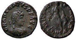 ROMANE IMPERIALI - Arcadio (383-408) - AE 4 - Busto diademato e corazzato a d. /R Arcadio andante a s. con un prigioniero, nel campo cristogramma (AE ...