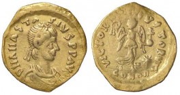 BIZANTINE - Anastasio I (491-518) - Tremisse - Busto diademato a d. /R La Vittoria con corona e globo crucigero andante a d. con la testa girata a s. ...