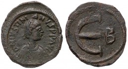BIZANTINE - Giustiniano I (527-565) - Pentanummo - Busto diademato e drappeggiato a d. /R Lettera E e piccola lettera dell'officina Sear 170 (AE g. 3,...