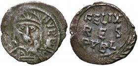 BIZANTINE - Giustino II (565-578) - Mezza siliqua (Cartagine) - Busto elmato e corazzato di fronte /R Scritta su tre righe Sear 392 R (AG g. 1,12)
qB...