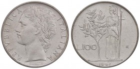REPUBBLICA ITALIANA - Repubblica Italiana (monetazione in lire) (1946-2001) - 100 Lire 1967 Mont. 17 AC
FDC