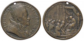 MEDAGLIE - PAPALI - Innocenzo XII (1691-1700) - Medaglia A. VI AE Opus: Hamerani Ø 36 Foro
BB