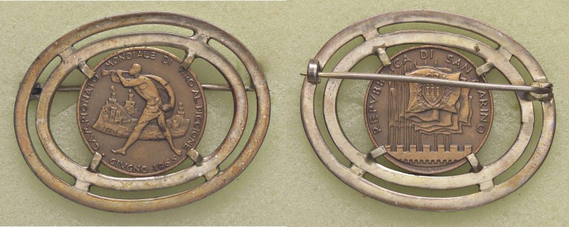 VARIE - Gioielli da antiquariato Spilla con medaglie di San Marino del tiro al p...