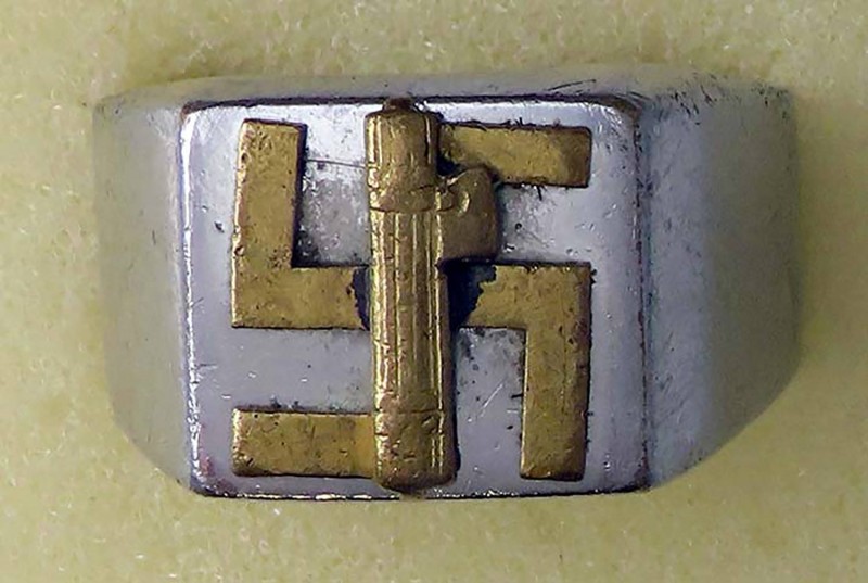 VARIE - Epoca fascista Anello con fascio e svastica, mm 21
Ottimo