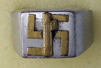 VARIE - Epoca fascista Anello con fascio e svastica, mm 21
Ottimo