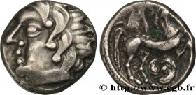 GALLIA - CARNUTES (Beauce area)
Type : Drachme au loup et au cheval 
Date : Ier siècle avant J.-C. 
Mint name / Town : Chartres (28) 
Metal : silver 
...