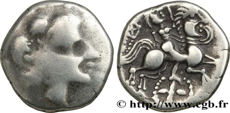 VENETI (Area of Vannes)
Type : Statère d'argent 
Date : c. 60-50 AC. 
Mint name ...