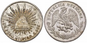 México. 1 peso. 1898. Guanajuato. RS. (Km-409.1). Ag. 26,87 g. Parte de brillo original. EBC. Est...40,00.