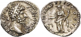 LUCIUS VERUS (161-169), AR denier, 166-167, Rome. D/ L VERVS AVG ARM- PARTH MAX T. l. à d. R/ TR P VII· IMP IIII COS III Aequitas deb. à g., ten. une ...