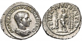DIADUMENIEN César (217-218), AR denier, 217-218, Rome. D/ M OPEL ANT DIADVMENIAN CAES B. dr. à d. R/ PRINC IVVENTVTIS Diaduménien deb. à g., ten. une ...