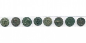 AUGUSTE divinisé, lot de 4 bronzes: dupondius, R/ SC dans une couronne, Auguste assis sur une chaise curule; as, R/ Autel avec porte à battants, Aigle...